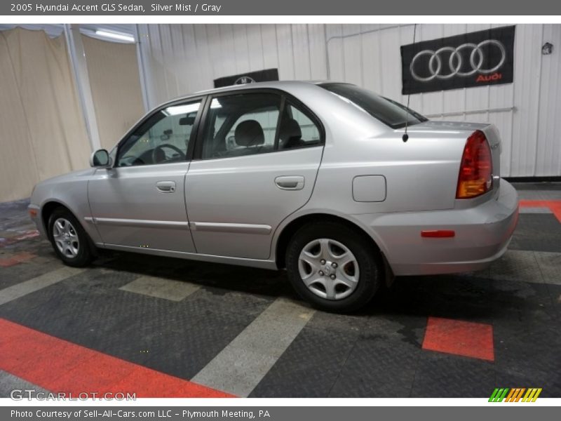 Silver Mist / Gray 2005 Hyundai Accent GLS Sedan