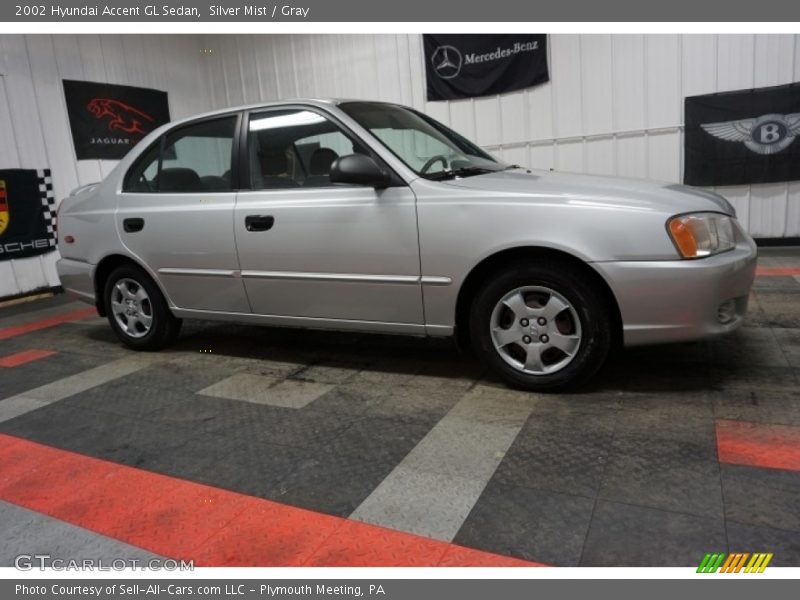 Silver Mist / Gray 2002 Hyundai Accent GL Sedan