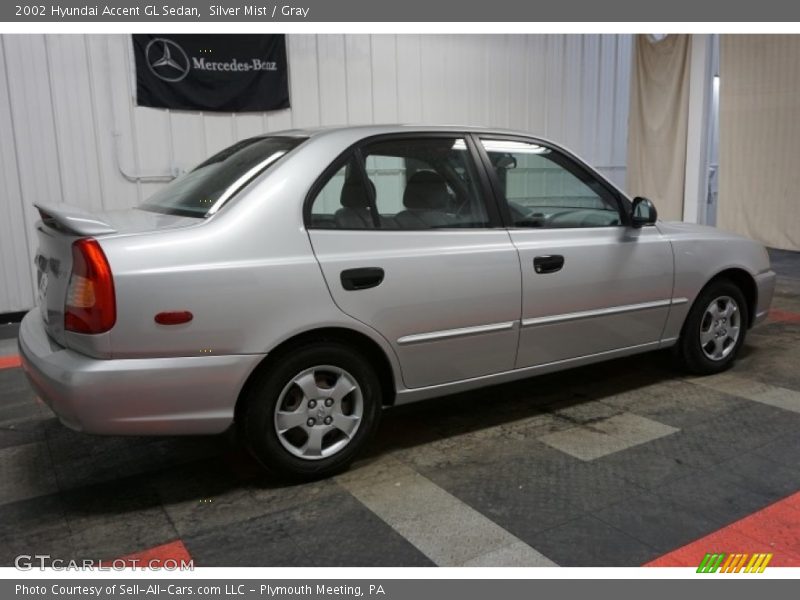 Silver Mist / Gray 2002 Hyundai Accent GL Sedan