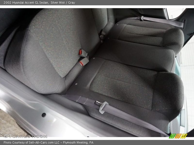 Silver Mist / Gray 2002 Hyundai Accent GL Sedan