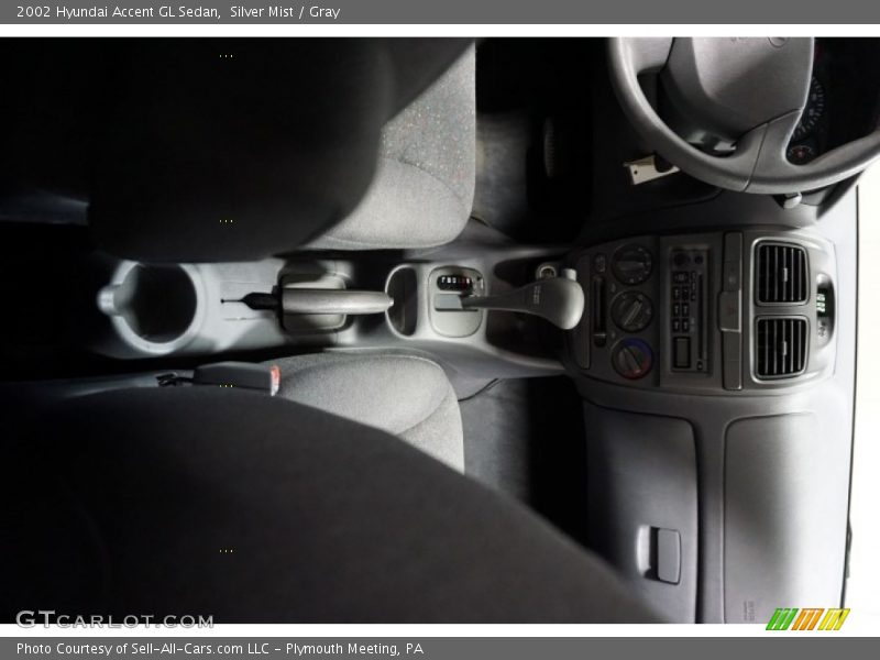 Silver Mist / Gray 2002 Hyundai Accent GL Sedan