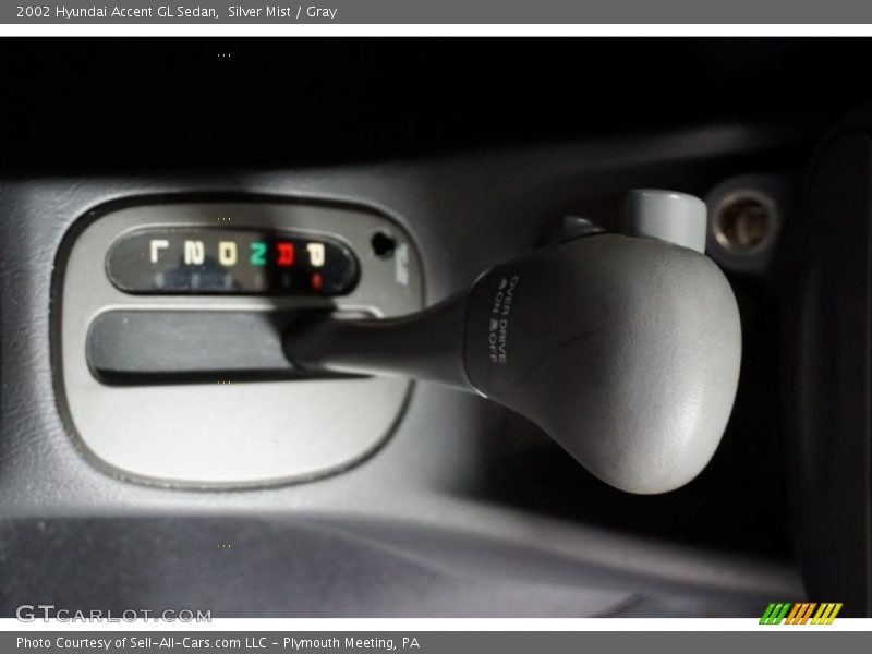Silver Mist / Gray 2002 Hyundai Accent GL Sedan