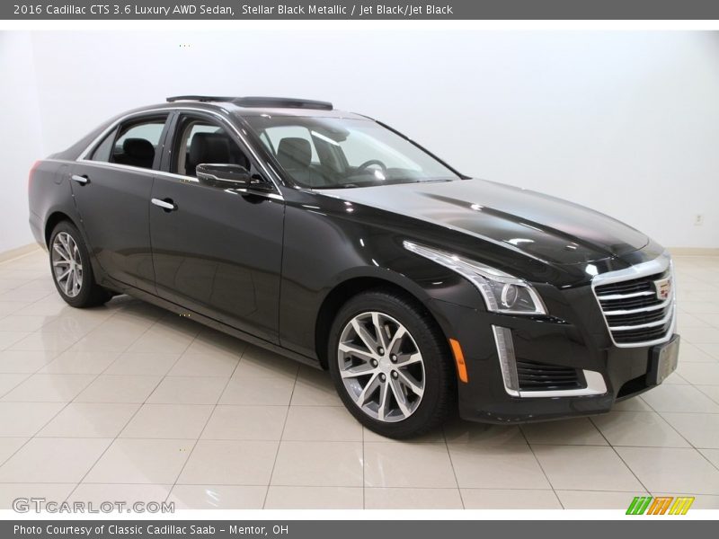 Front 3/4 View of 2016 CTS 3.6 Luxury AWD Sedan