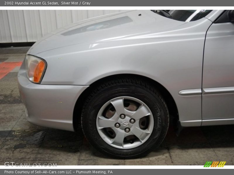 Silver Mist / Gray 2002 Hyundai Accent GL Sedan