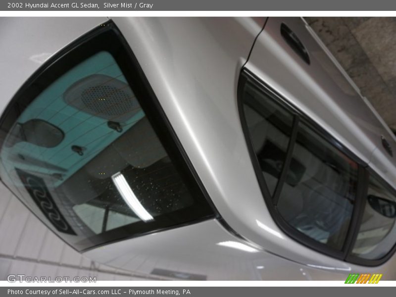 Silver Mist / Gray 2002 Hyundai Accent GL Sedan