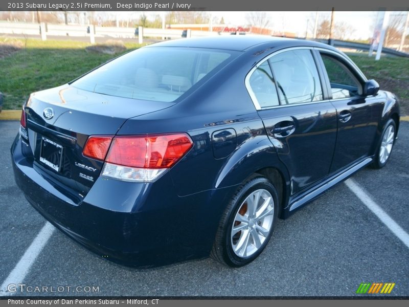 Deep Indigo Pearl / Ivory 2013 Subaru Legacy 2.5i Premium