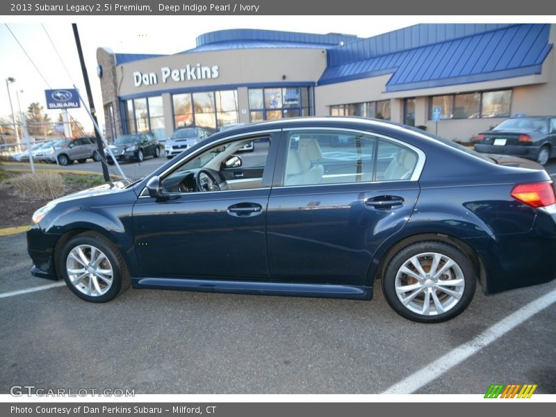 Deep Indigo Pearl / Ivory 2013 Subaru Legacy 2.5i Premium