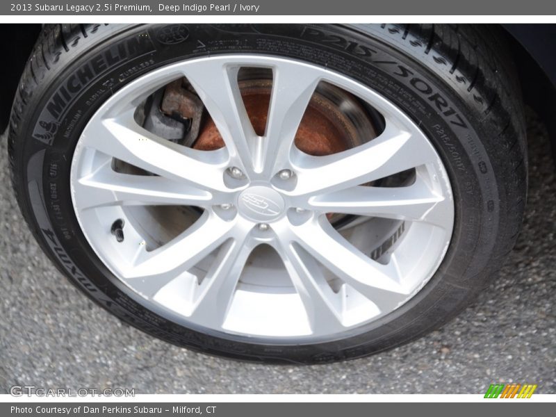 Deep Indigo Pearl / Ivory 2013 Subaru Legacy 2.5i Premium