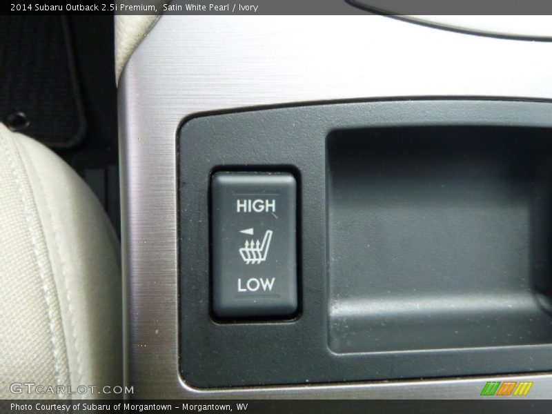 Satin White Pearl / Ivory 2014 Subaru Outback 2.5i Premium