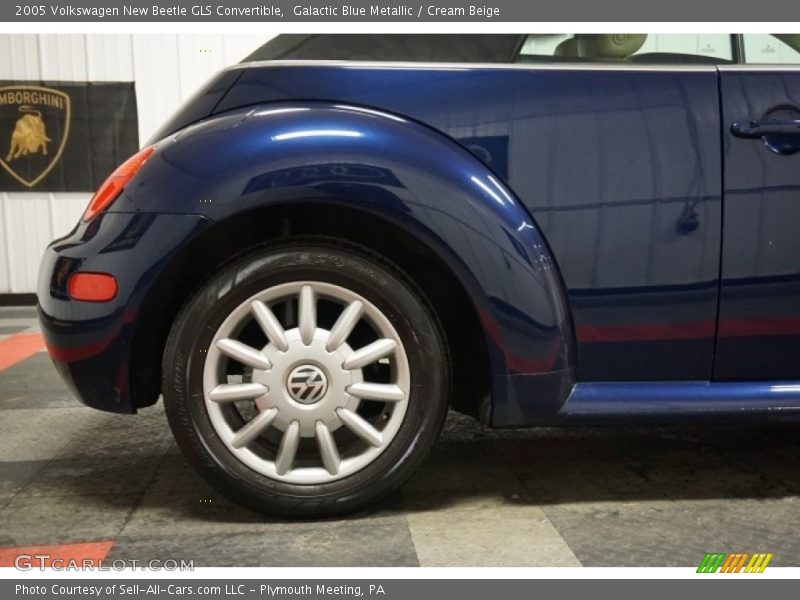 Galactic Blue Metallic / Cream Beige 2005 Volkswagen New Beetle GLS Convertible