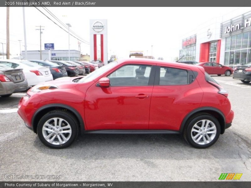 Red Alert / Black/Silver 2016 Nissan Juke S AWD