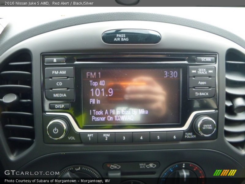 Red Alert / Black/Silver 2016 Nissan Juke S AWD