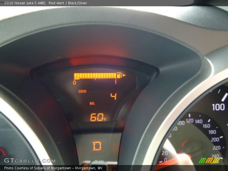 Red Alert / Black/Silver 2016 Nissan Juke S AWD