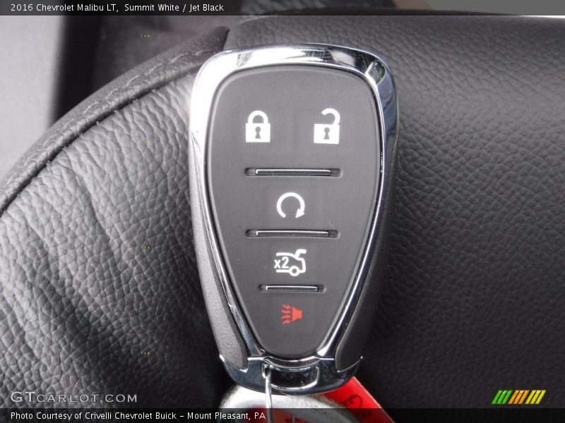 Summit White / Jet Black 2016 Chevrolet Malibu LT