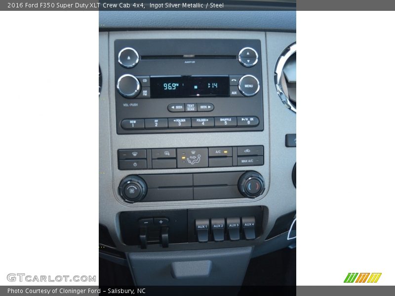 Ingot Silver Metallic / Steel 2016 Ford F350 Super Duty XLT Crew Cab 4x4