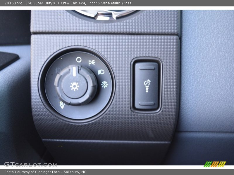 Ingot Silver Metallic / Steel 2016 Ford F350 Super Duty XLT Crew Cab 4x4