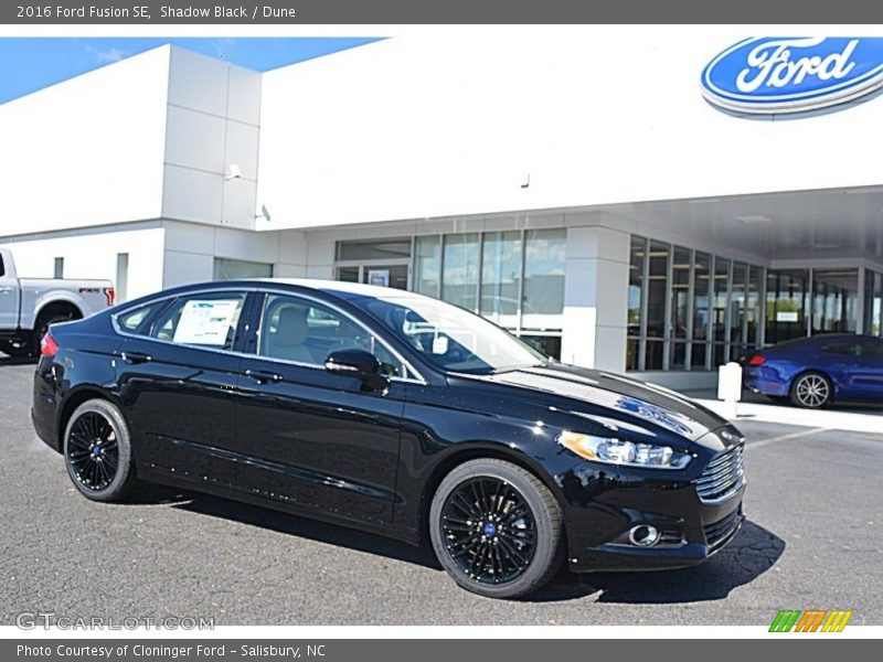 Shadow Black / Dune 2016 Ford Fusion SE