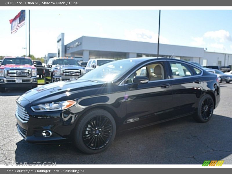 Shadow Black / Dune 2016 Ford Fusion SE