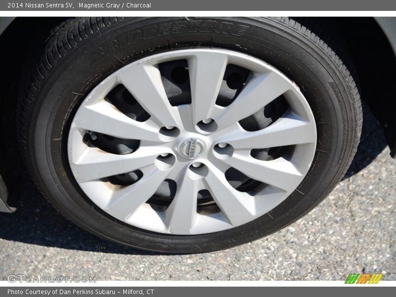 Magnetic Gray / Charcoal 2014 Nissan Sentra SV
