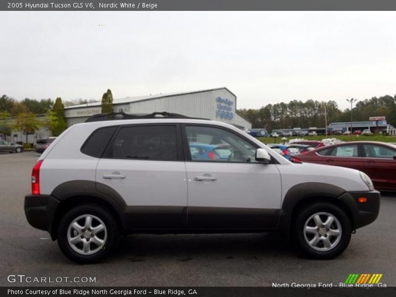 Nordic White / Beige 2005 Hyundai Tucson GLS V6