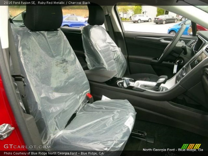 Ruby Red Metallic / Charcoal Black 2016 Ford Fusion SE