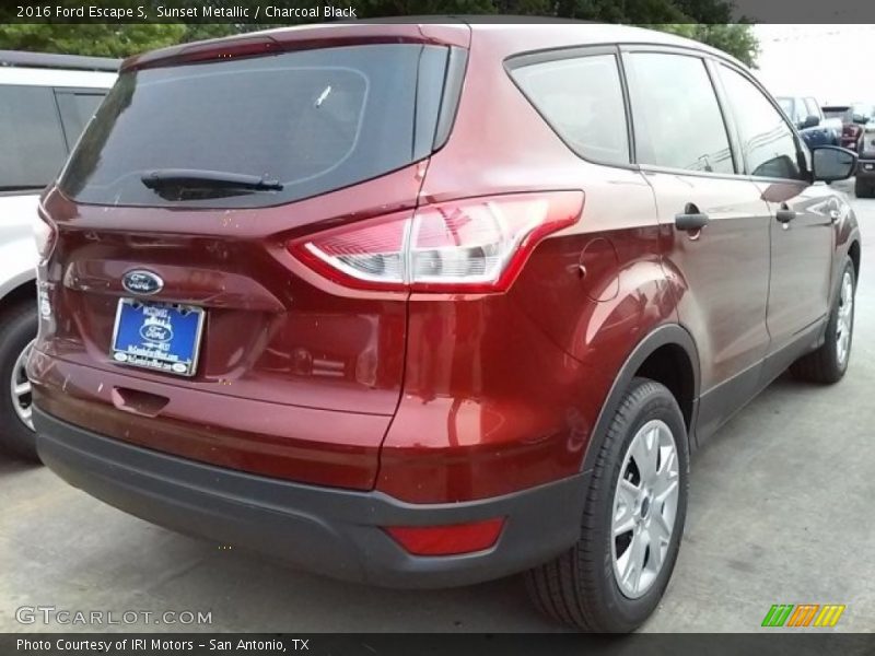 Sunset Metallic / Charcoal Black 2016 Ford Escape S