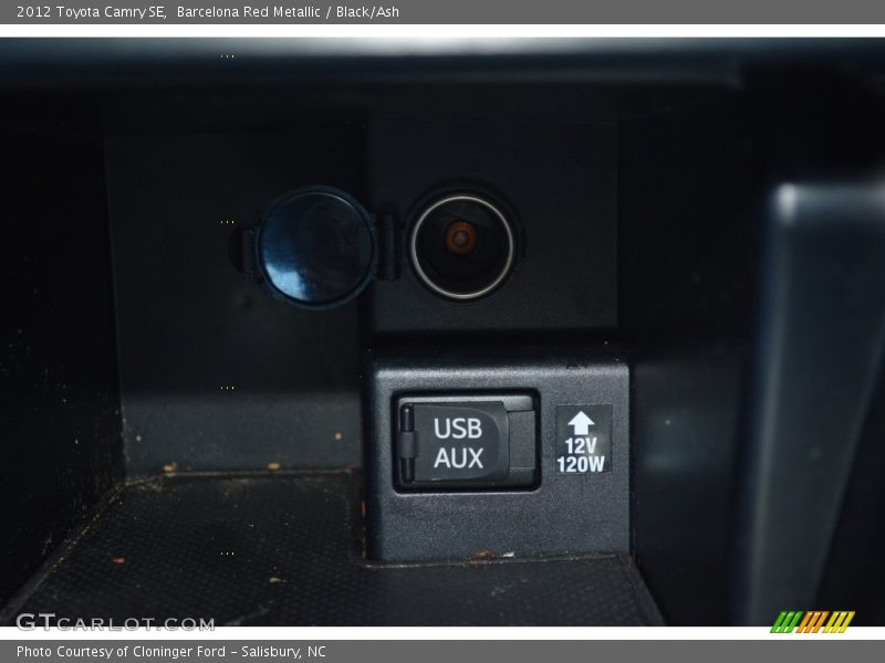 Barcelona Red Metallic / Black/Ash 2012 Toyota Camry SE