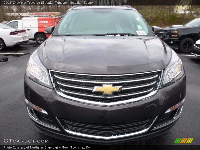 Tungsten Metallic / Ebony 2016 Chevrolet Traverse LT AWD