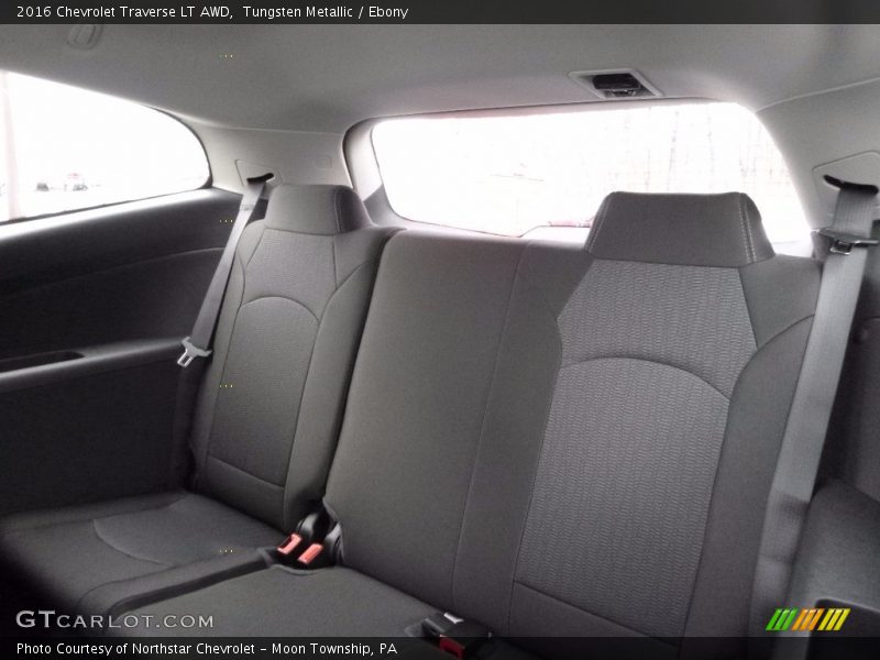 Tungsten Metallic / Ebony 2016 Chevrolet Traverse LT AWD