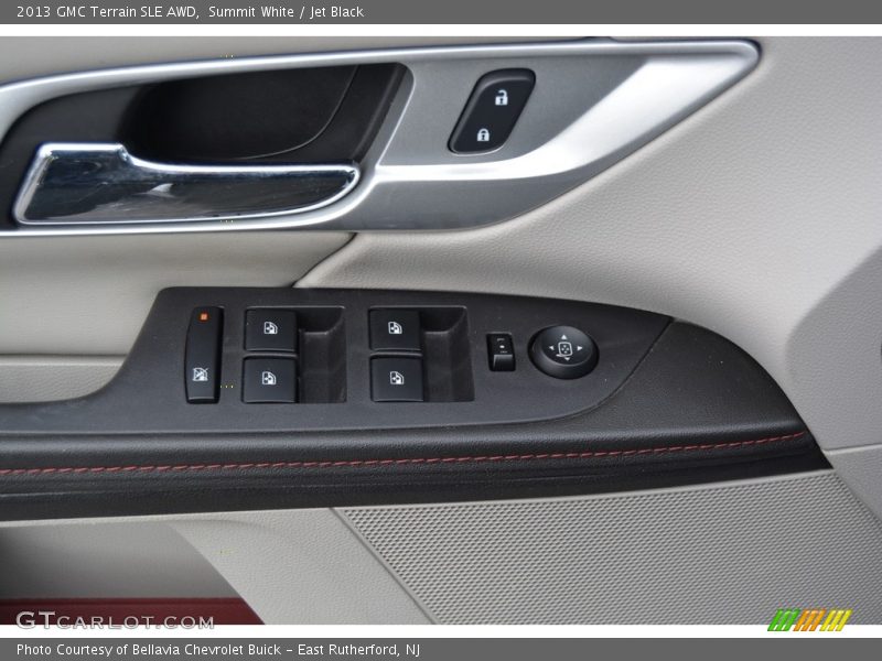 Summit White / Jet Black 2013 GMC Terrain SLE AWD
