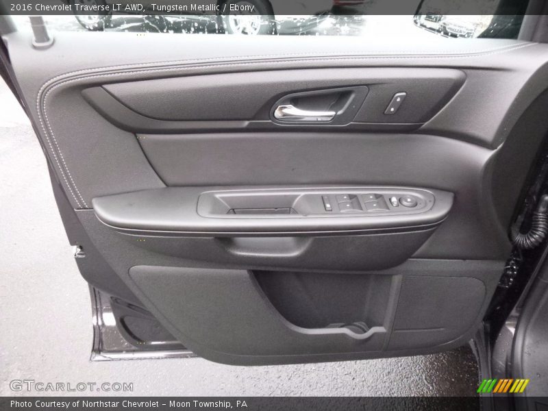 Tungsten Metallic / Ebony 2016 Chevrolet Traverse LT AWD