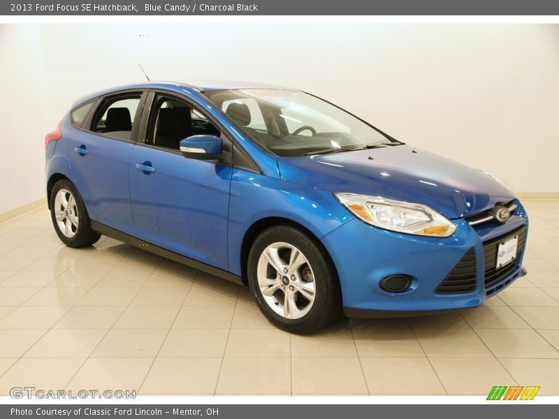 Blue Candy / Charcoal Black 2013 Ford Focus SE Hatchback