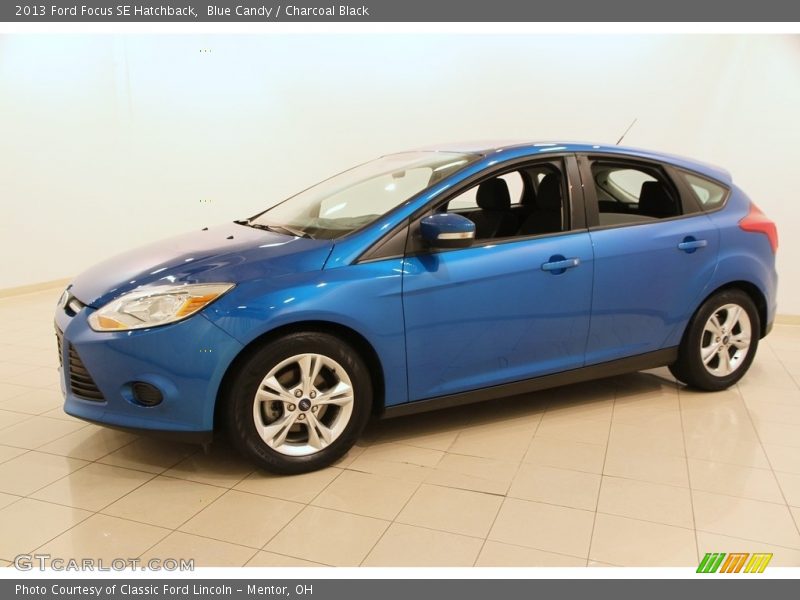 Blue Candy / Charcoal Black 2013 Ford Focus SE Hatchback