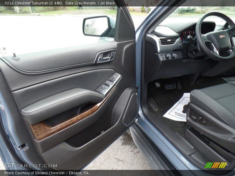 Slate Grey Metallic / Jet Black 2016 Chevrolet Suburban LS 4WD