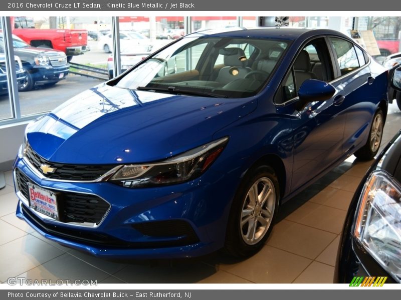Kinetic Blue Metallic / Jet Black 2016 Chevrolet Cruze LT Sedan