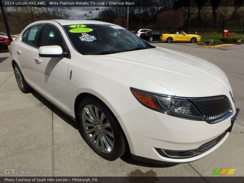 White Platinum Metallic Tri-coat / Charcoal Black 2014 Lincoln MKS AWD