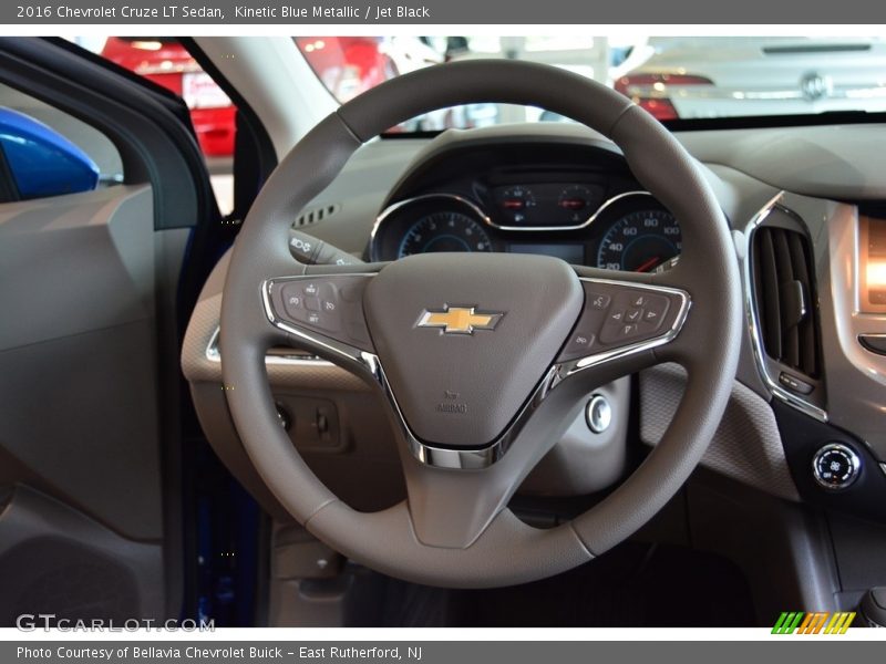Kinetic Blue Metallic / Jet Black 2016 Chevrolet Cruze LT Sedan
