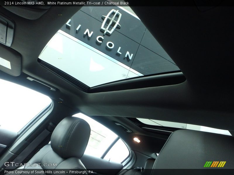 White Platinum Metallic Tri-coat / Charcoal Black 2014 Lincoln MKS AWD