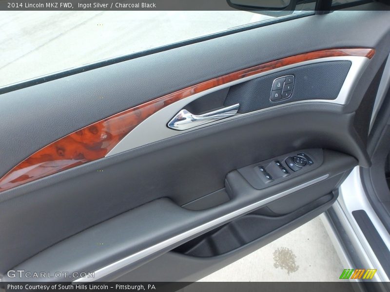 Ingot Silver / Charcoal Black 2014 Lincoln MKZ FWD