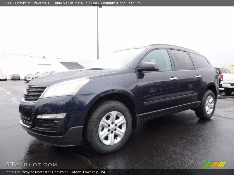 Blue Velvet Metallic / Dark Titanium/Light Titanium 2016 Chevrolet Traverse LS