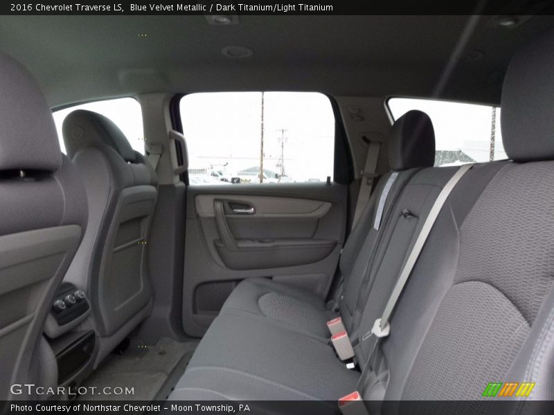 Blue Velvet Metallic / Dark Titanium/Light Titanium 2016 Chevrolet Traverse LS