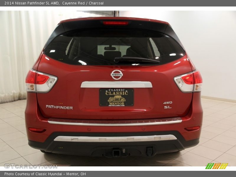 Cayenne Red / Charcoal 2014 Nissan Pathfinder SL AWD