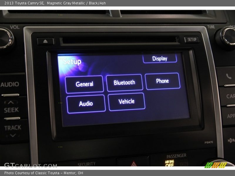 Magnetic Gray Metallic / Black/Ash 2013 Toyota Camry SE