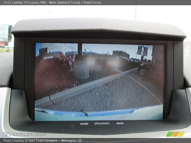 White Diamond Tricoat / Shale/Cocoa 2013 Cadillac XTS Luxury FWD