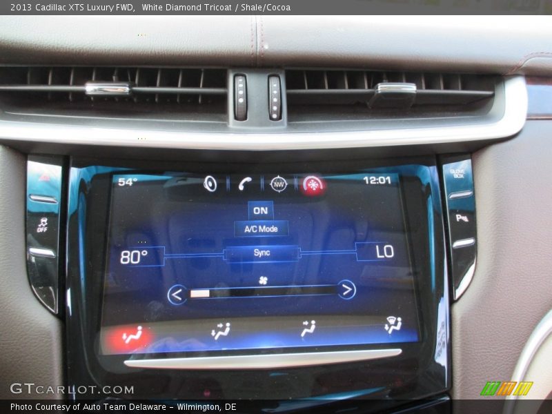 White Diamond Tricoat / Shale/Cocoa 2013 Cadillac XTS Luxury FWD