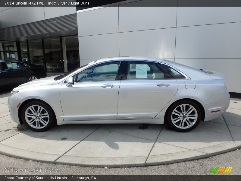 Ingot Silver / Light Dune 2014 Lincoln MKZ FWD
