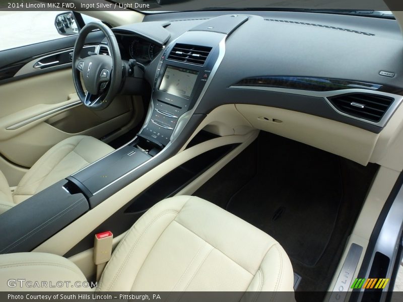 Ingot Silver / Light Dune 2014 Lincoln MKZ FWD