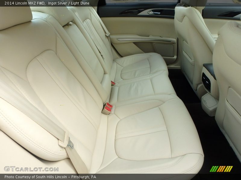 Ingot Silver / Light Dune 2014 Lincoln MKZ FWD