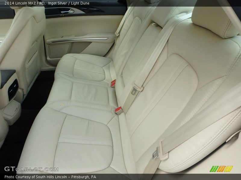Ingot Silver / Light Dune 2014 Lincoln MKZ FWD
