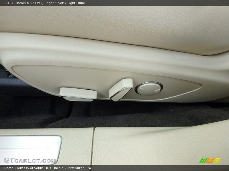 Ingot Silver / Light Dune 2014 Lincoln MKZ FWD